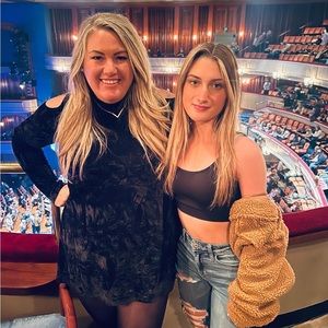 Meet your Posher, Mallory